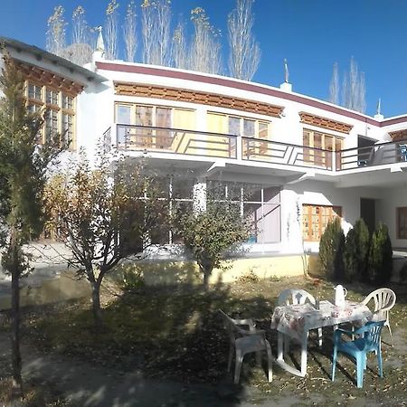Goba Guest House Hundar Exterior photo